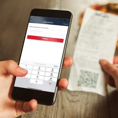 GC-LoyaltyReboot-FBIG-FeedPost-Carousel-1 Scanning a receipt with the Golden Corral App
